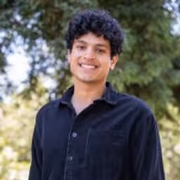 Adarsh Hiremath  
Fortuna: US$ 2,2 bilhões
Origem da riqueza: Inteligência artificial
Cofundador e diretor de tecnologia da Mercor.
  por Reprodução