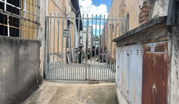 Vizinho tentou salvar por Reprodução