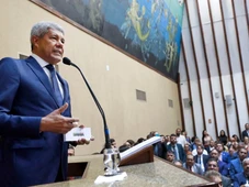 Imagem - A cada 10 projetos enviados por Jerônimo para Alba, nove tramitaram sem discussão