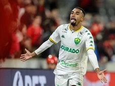 Imagem - Vitória chega a acordo para contratação de lateral destaque da Série B; veja detalhes