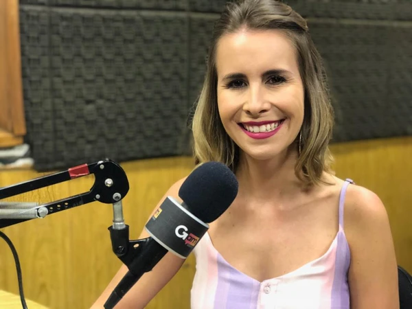 Apresentadora Pamela Domingues por Reprodução/Redes Sociais  