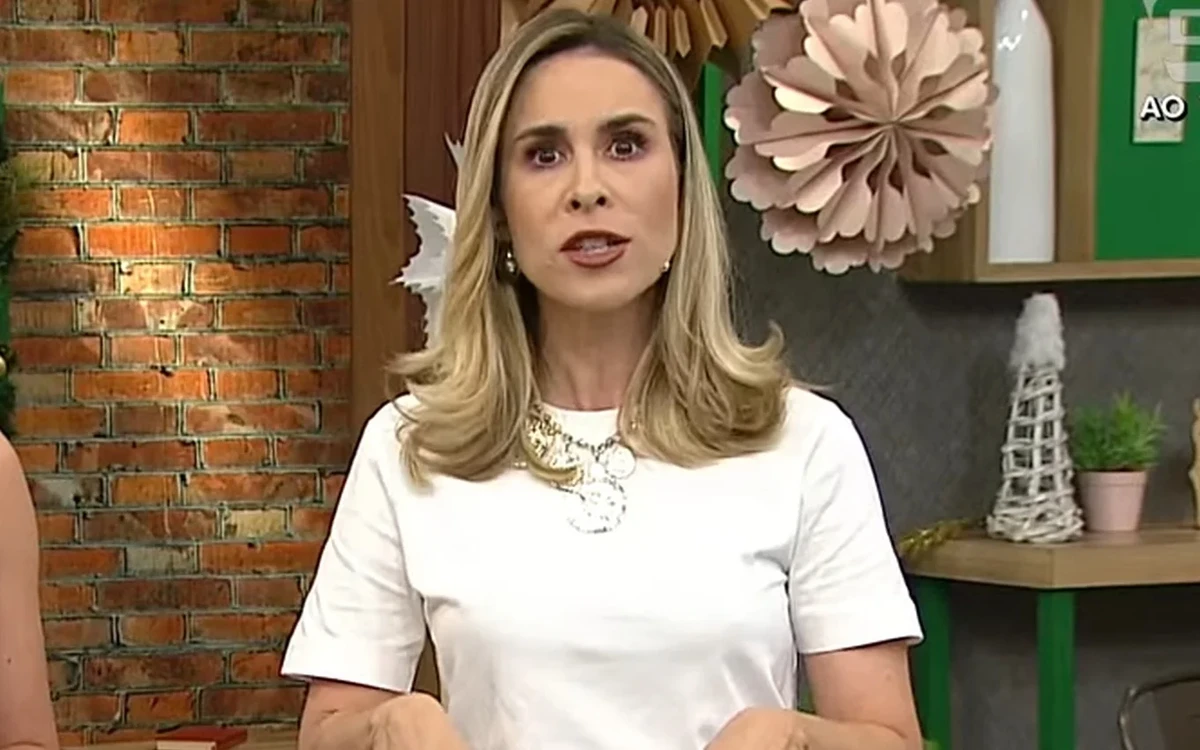 Apresentadora Pamela Domingues por Reprodução/Gazeta 