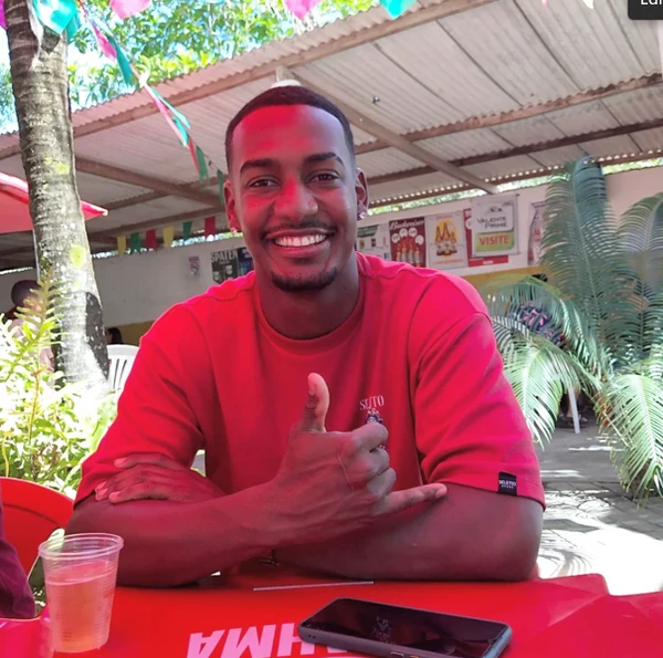 Jovem disputava campeonatos locais de futebol por Reprodução/Redes sociais