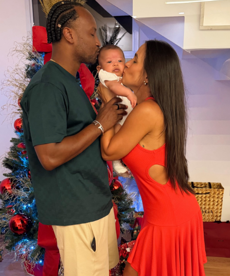 Thiaguinho, Carol Peixinho e Bento por Reprodução