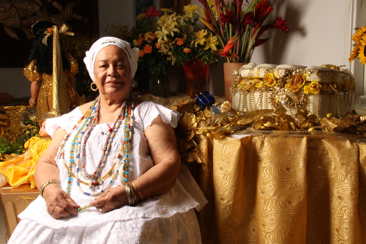 Mãe Carmen de Oxaguiã  Antes de se tornar a 2ª ialorixá mais longeva do Gantois, teve trajetória ligada aos números e finanças por Angeluci Figueiredo/arquivo correio