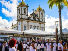 Imagem - Hora de agradecer: fiéis prestigiam última sexta-feira do ano no Bonfim
