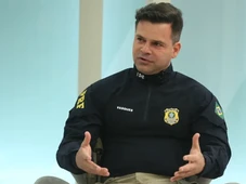 Imagem - Ex-diretor da PRF, Silvinei Vasques é preso no Paraguai após romper tornozeleira e deixar o Brasil