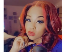 Imagem - TikToker se distrai ao fazer live dirigindo, fura sinal vermelho e mata pedestre