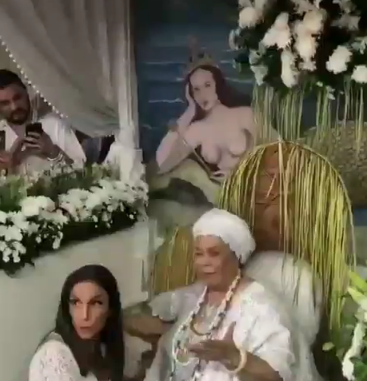 Ivete Sangalo e Mãe Carmen do Gantois  por Reprodução/Redes Sociais 