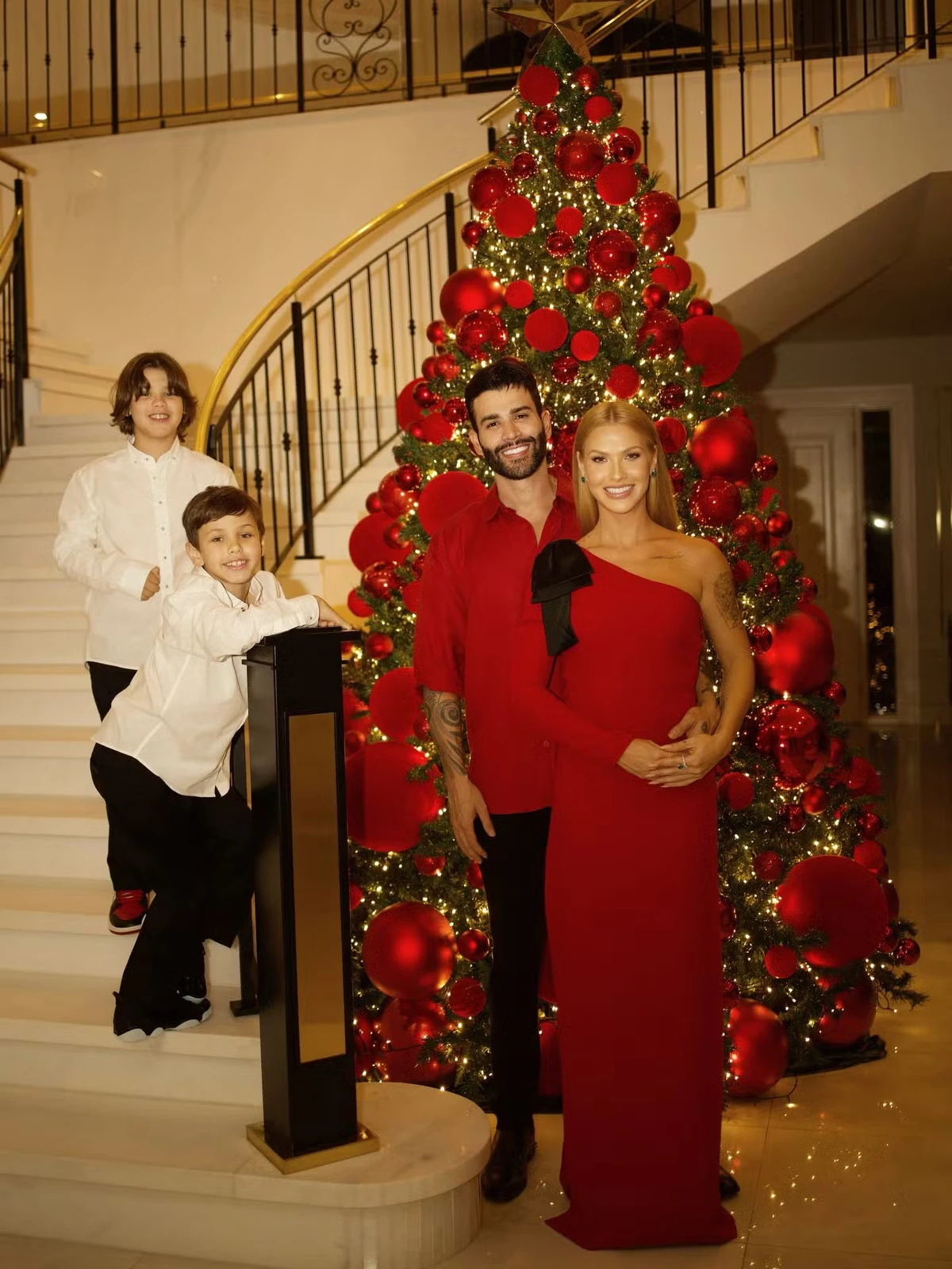 Natal dos Famosos 2025: Gusttavo Lima, Andressa Suita e os filhos, Gabriel e Samuel  por Reprodução/Redes Sociais 
