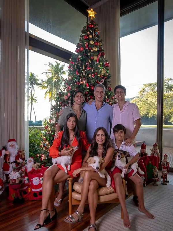 Natal dos Famosos 2025: Marcio Garcia com a família  por Reprodução/Redes Sociais 