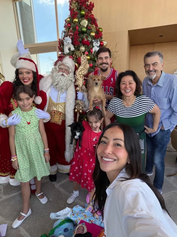 Natal dos Famosos 2025: Sabrina Sato e família  por Reprodução/Redes Sociais 