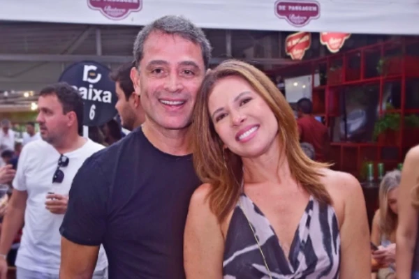 Roni Cézar e Camila Marinho