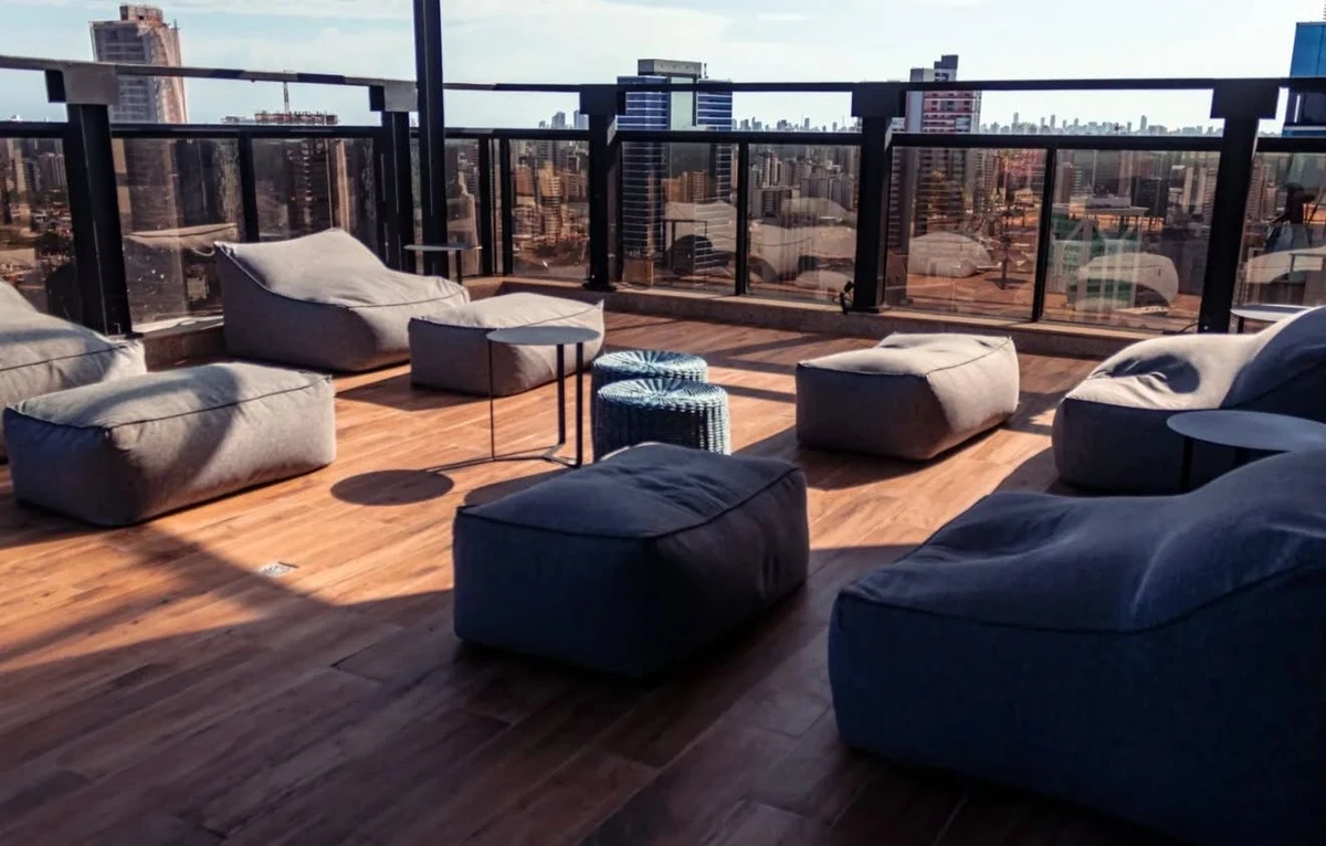 Rooftop 27 (Caminho das Árvores)