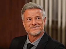 Imagem - Jaques realiza sonho especial antes de ser preso em Dona de Mim