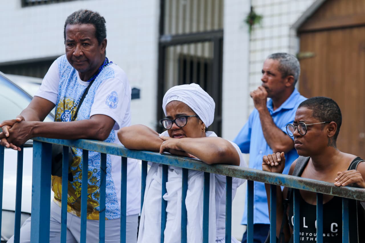 Cortejo de Mãe Carmen do Gantois por Arisson Marinho/CORREIO