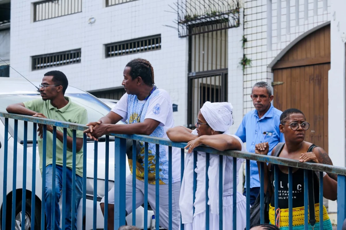 Cortejo de Mãe Carmen do Gantois por Arisson Marinho/CORREIO