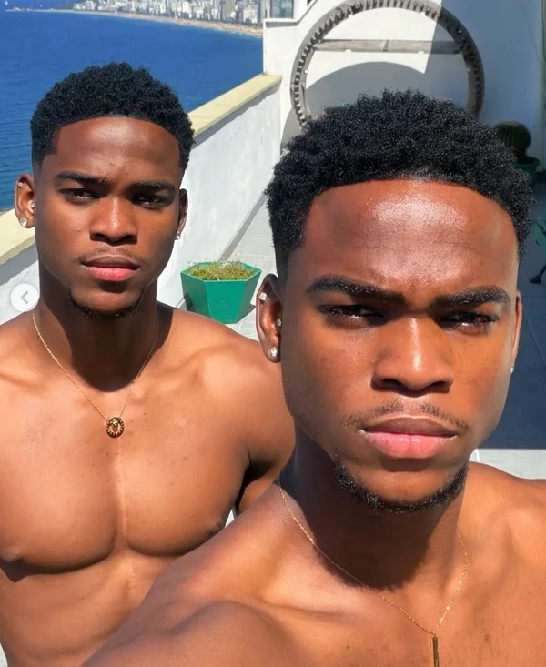 Faiska é o da esquerda e Fumassa o da direita