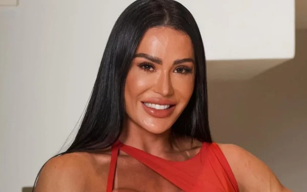 Gracyanne Barbosa  por Reprodução/Redes Scociais 