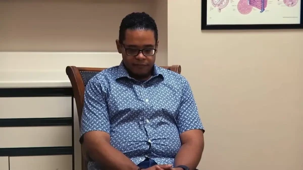 Brandon usa sua história para inspirar pessoas que enfrentam a obesidade por Reprodução/Record 