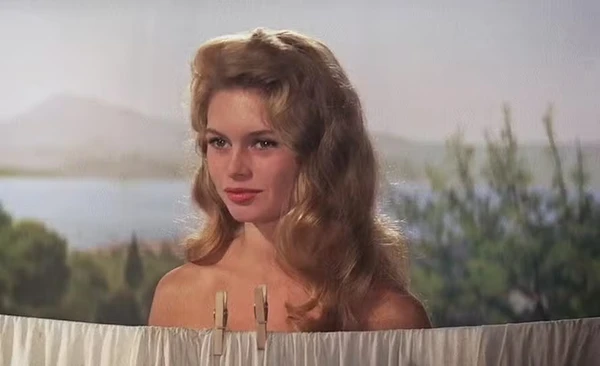 Brigitte Bardot em 'E Deus criou a mulher', de Jean-Luc Godard