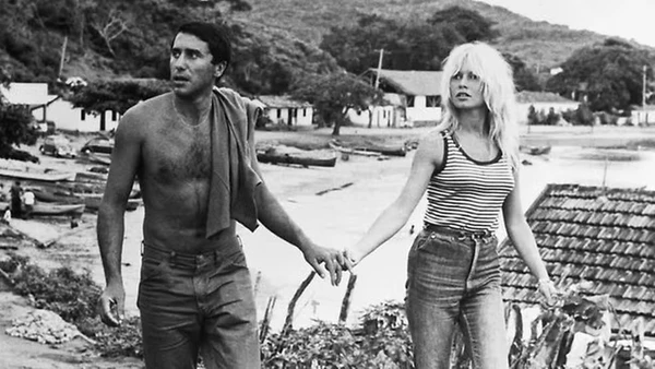 Brigitte Bardot vistou Búzios e deixou o balneário famoso 