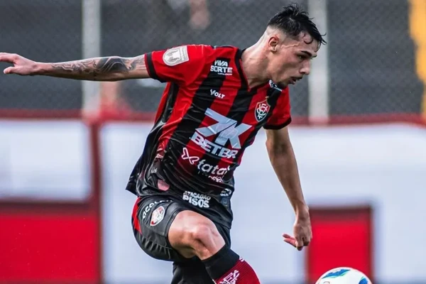 Claudinho  por Victor Ferreira/EC Vitória