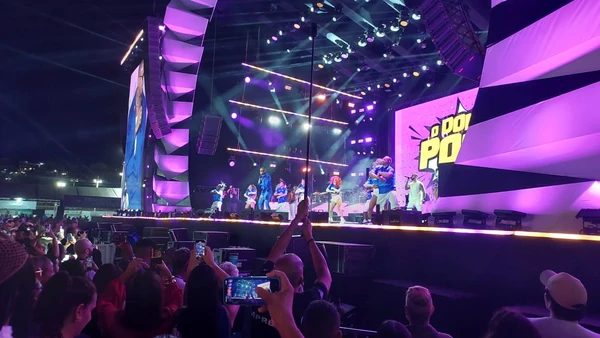 Léo Santana apostou em repertório repleto de nostalgia em primeiro dia do Festival Virada Salvador por Alan Pinheiro/CORREIO