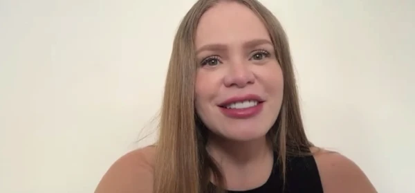 Paulinha Leite por Reprodução