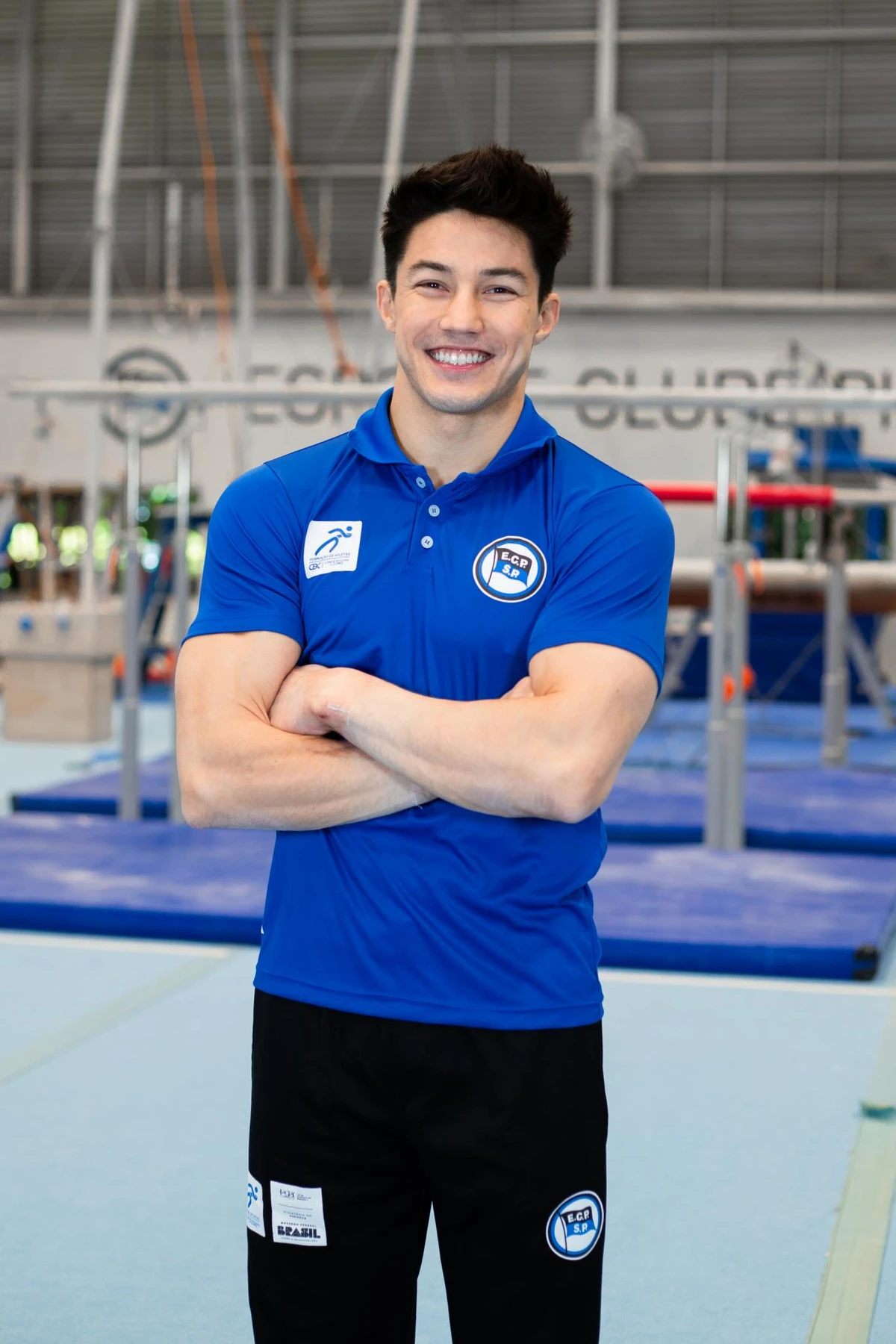 Arthur Nory - Ginasta medalhista, competitivo e concentrado, com vantagem em provas de resistência e agilidade. por Reprodução