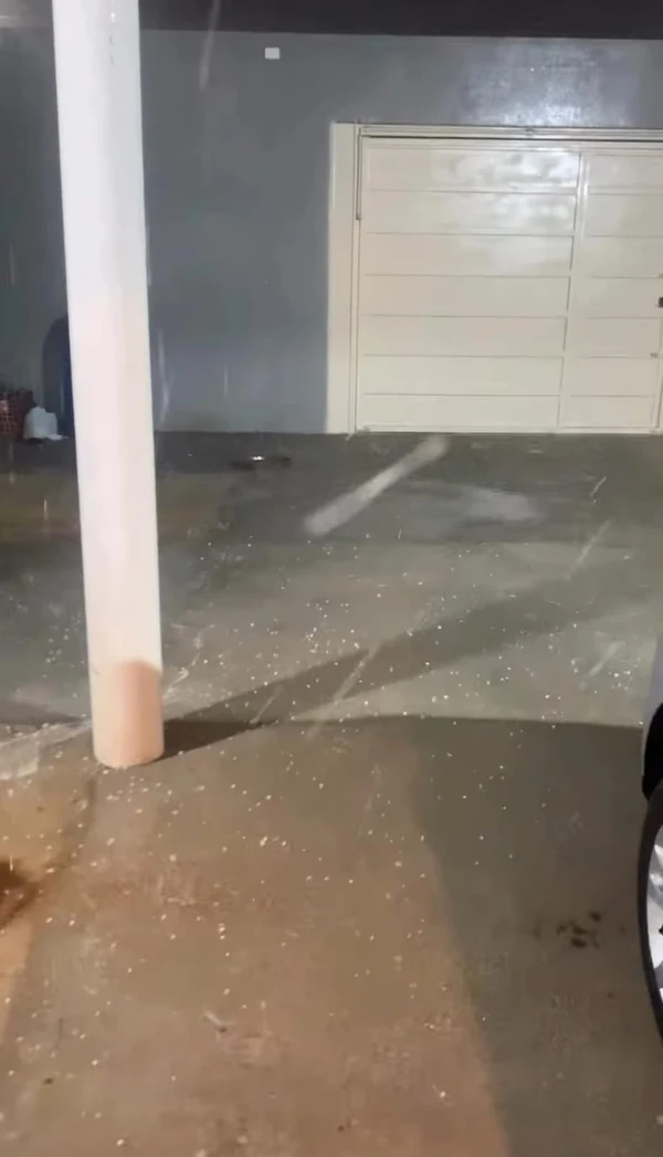 Chuva de granizo em Xique-Xique, na Bahia por Reprodução