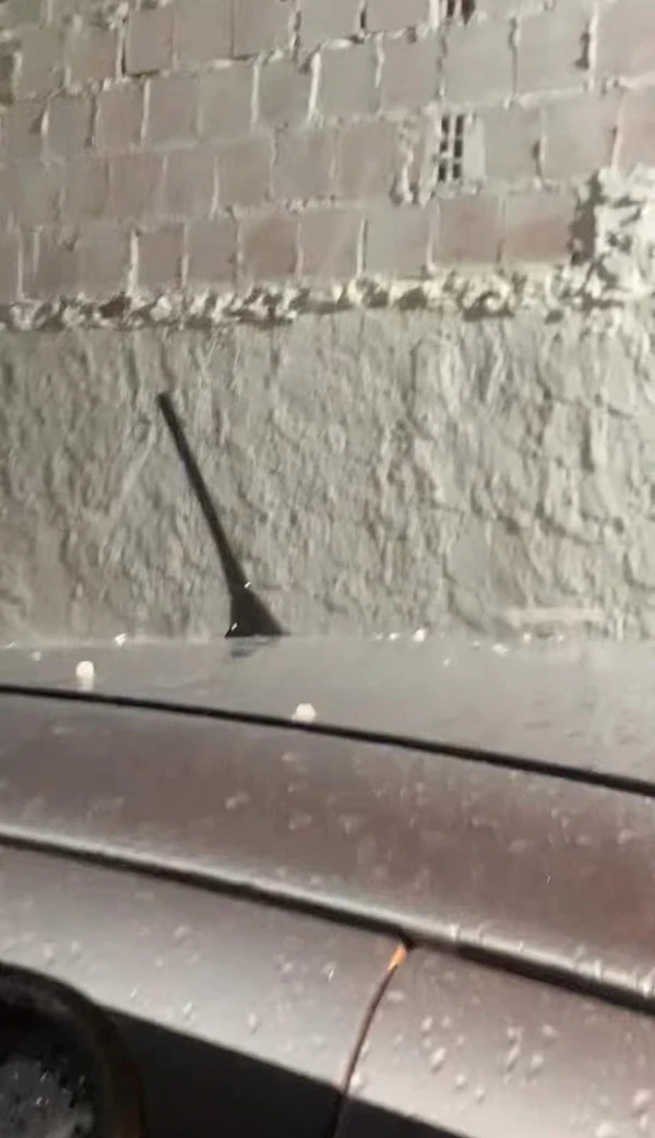 Chuva de granizo em Xique-Xique, na Bahia por Reprodução