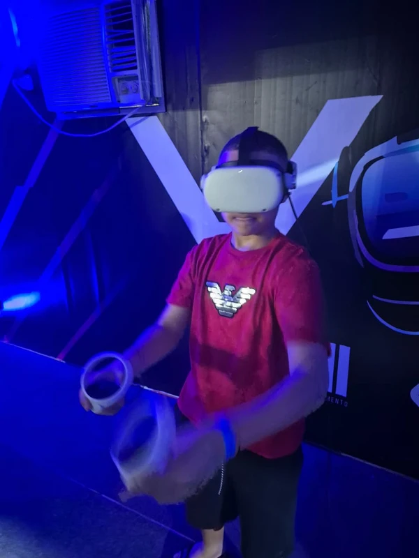 Galera curtindo a Arena Game, no Festival Virada Salvador por Moysés Suzart