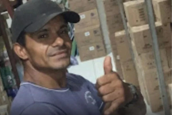 José se afogou para salvar o filho e o sobrinho por Reprodução