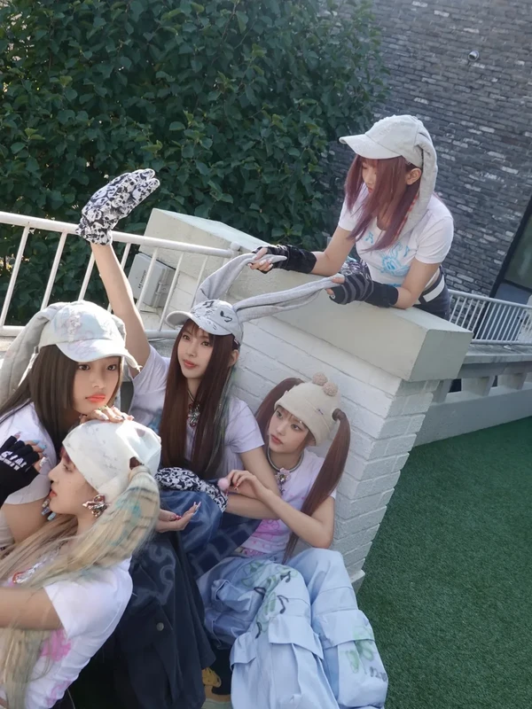 NewJeans por Reprodução/Instagram