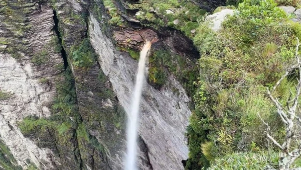 O ranking da Hotéis.com elegeu a Cachoeira da Fumaça como a parada obrigatória no País