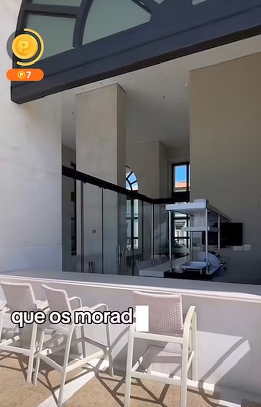 Prédio de Ivete Sangalo no Corredor da Vitória por Reprodução