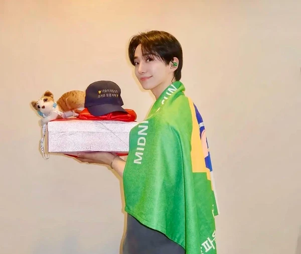  Lee Jun Ho também veio por Reprodução