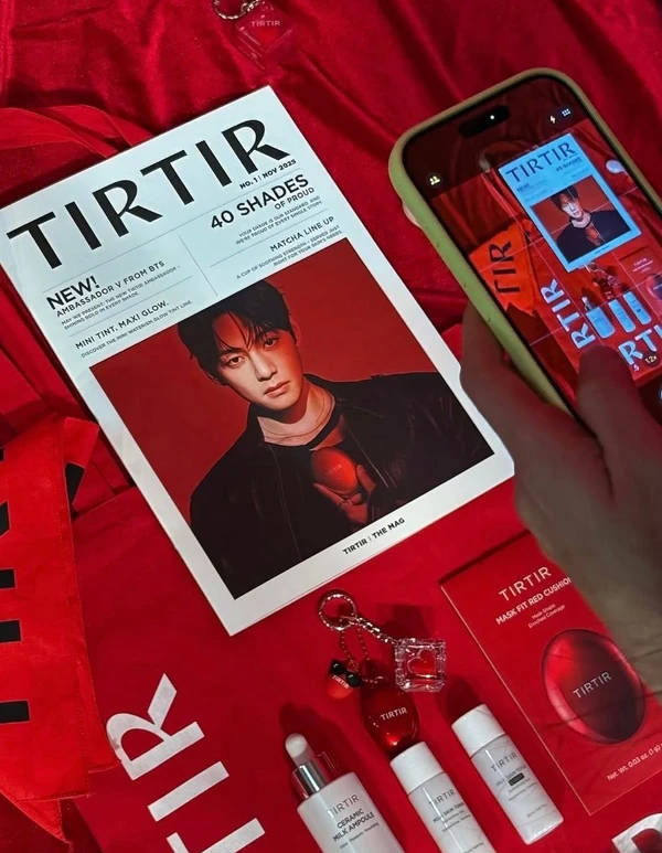 V, do BTS, também  por Reprodução