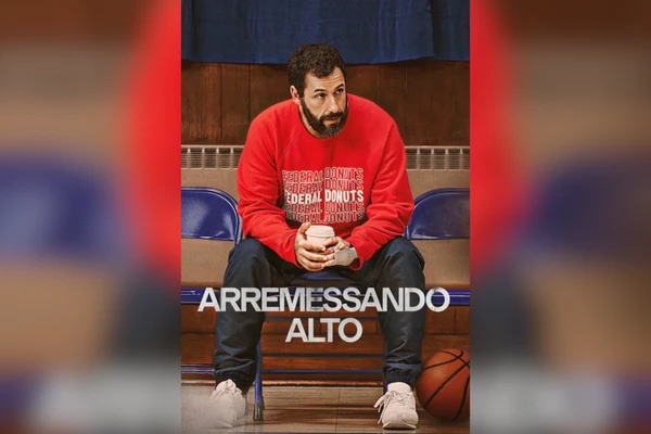 Arremessando Alto (2022) | Um olheiro de basquete descobre um talento improvável e aposta tudo para mudar seu próprio destino e o do jogador por Reprodução