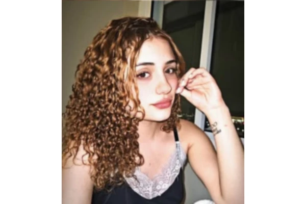 Geovanna Proque da Silva, 21 por Reprodução