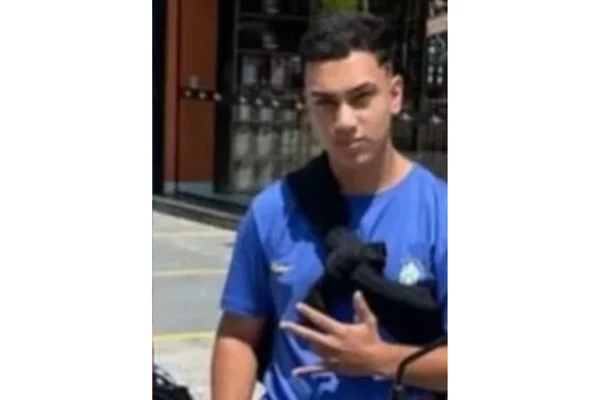 Raphael Canuto da Costa, 21 anos por Reprodução