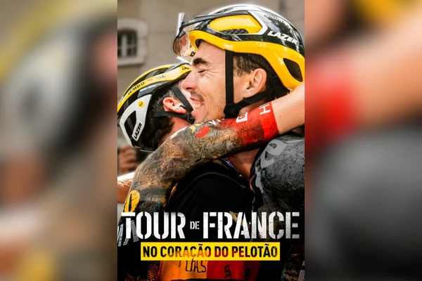 Tour de France: No Coração do Pelotão (2023– ) | A série acompanha equipes e ciclistas durante a prova mais tradicional do ciclismo mundial, revelando esforço físico, estratégia e drama por Reprodução
