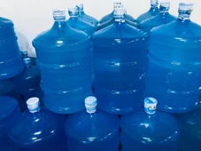 Imagem - Como escolher uma água mineral com segurança? Especialista aponta o que observar além do preço