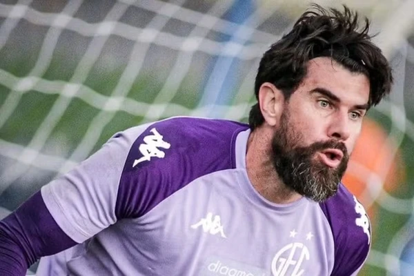 Fernando Miguel pelo Guarani  por Raphael Silvestre/Guarani FC