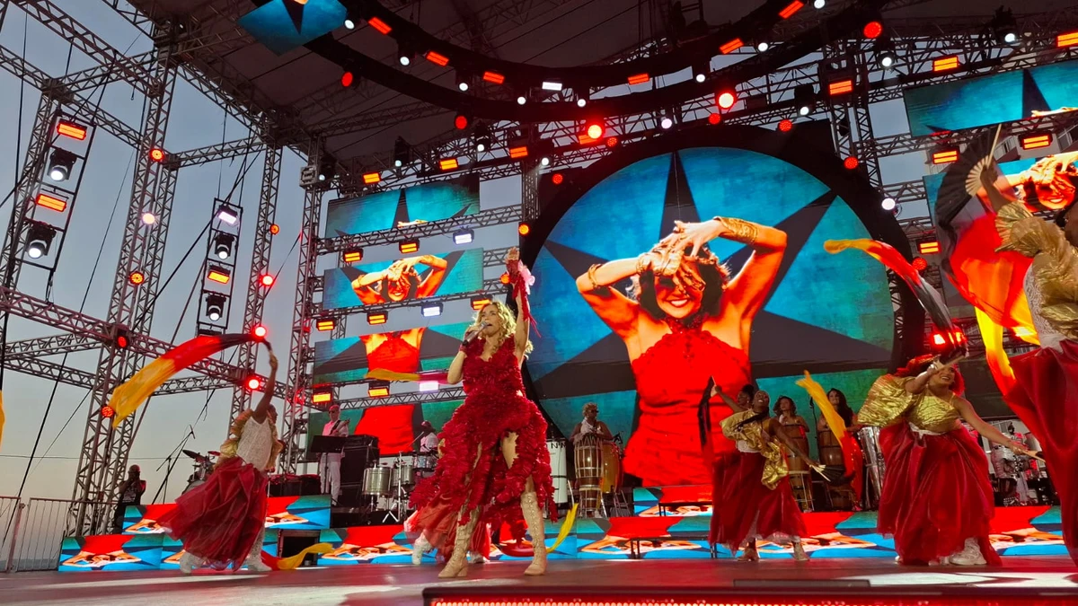 Daniela recebeu convidados especiais e homenageou Mãe Carmen por Maria Raquel Brito/CORREIO