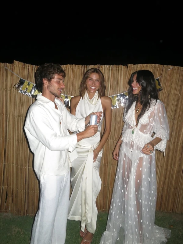 João Lucas, Sasha Meneghel e Bruna Marquezine por Reprodução/Instagram