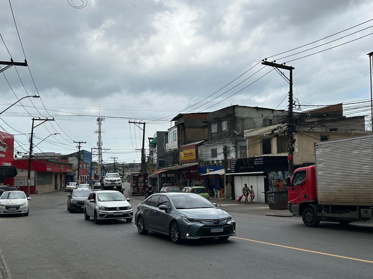 Porfissão perigo: medo e violência afastam técnicos de internet de bairros de Salvador por Bruno Wendel/CORREIO