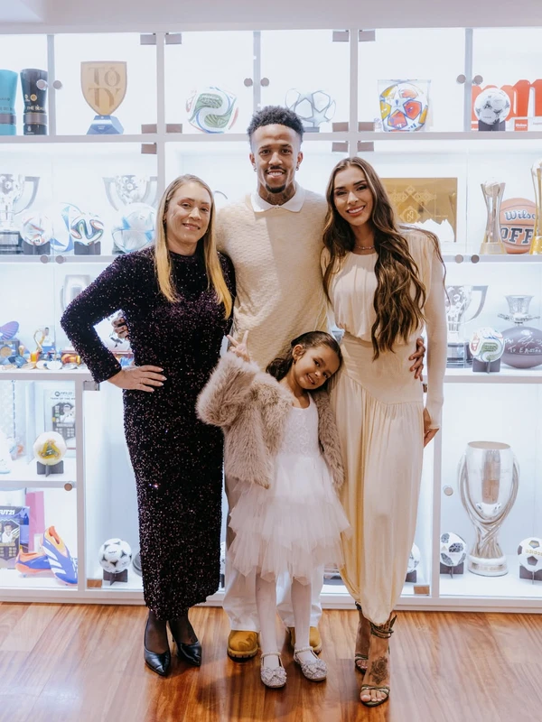 Tainá Militão e Eder Militão por Reprodução/Instagram