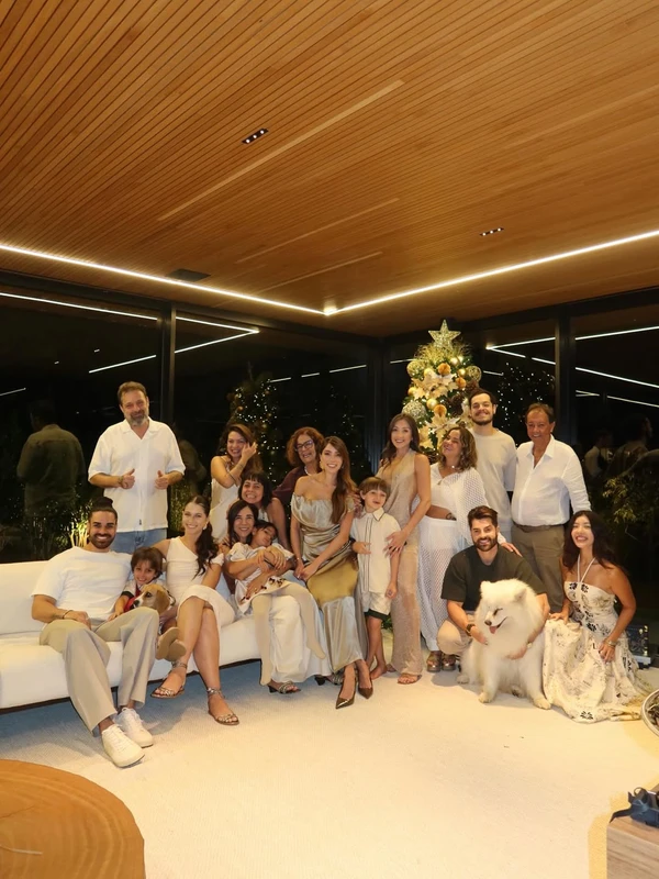 Alok, Romana e os filhos por Reprodução